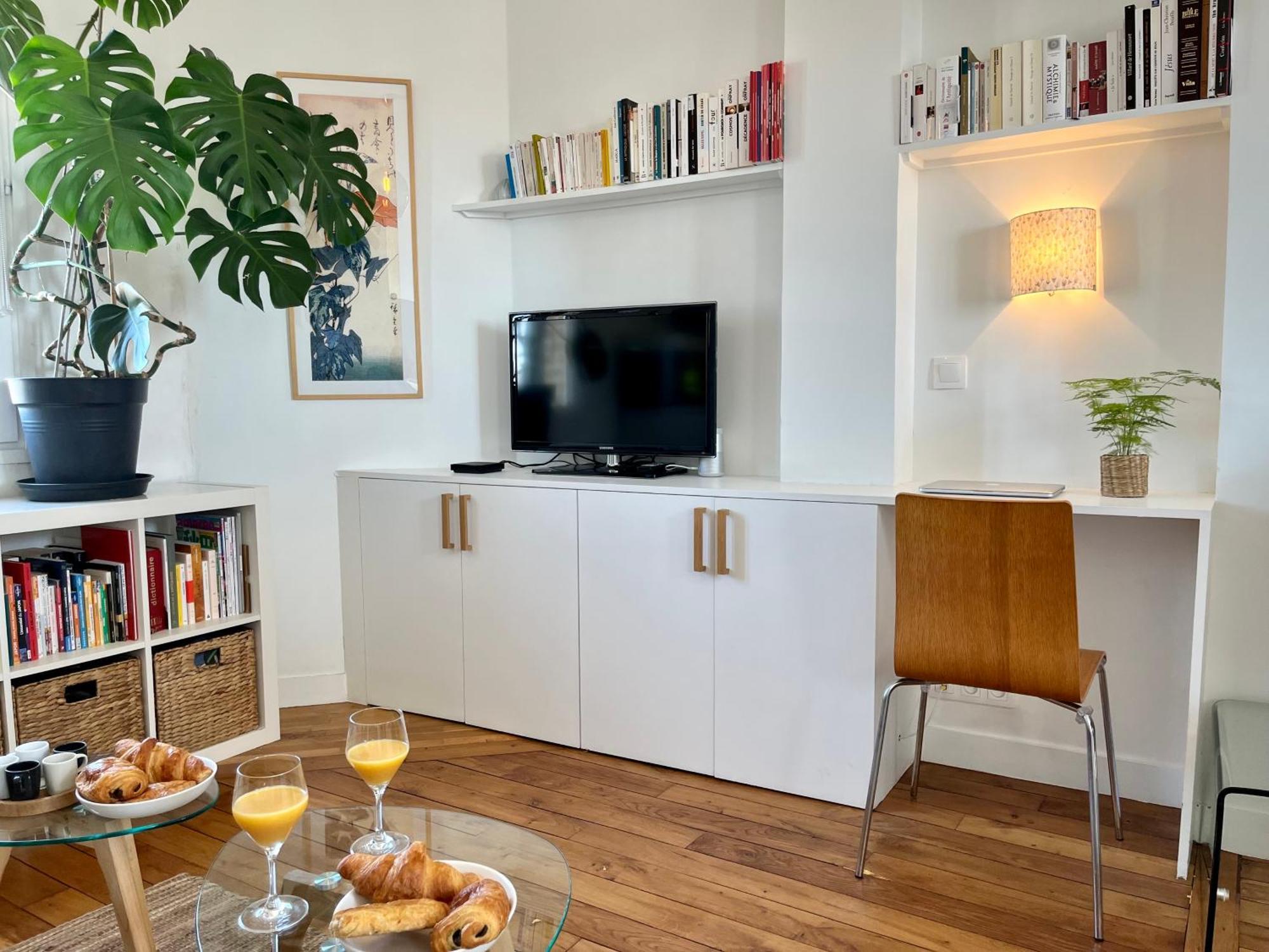 Apartment Un Air De Paris Vanves