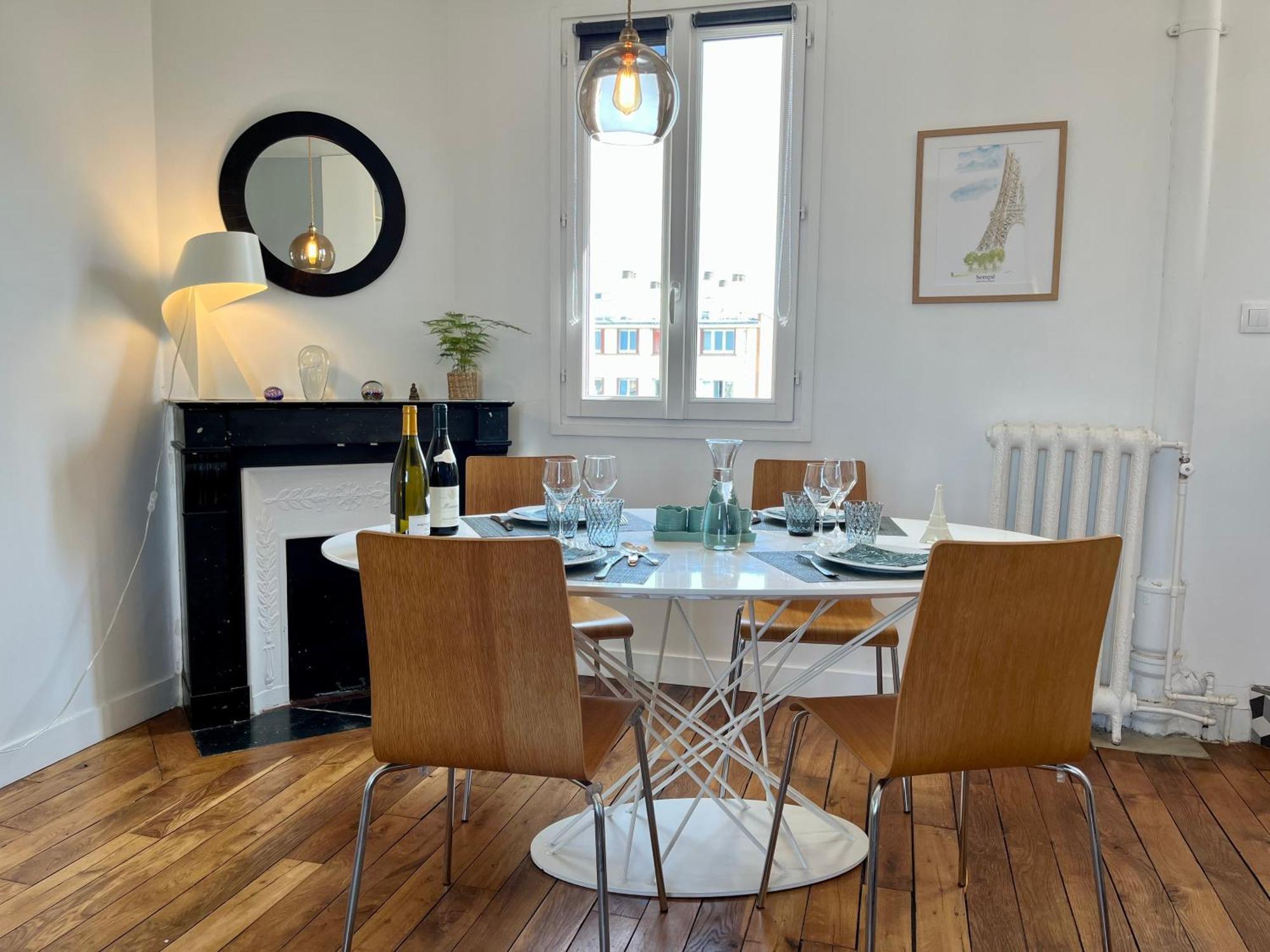 Un Air De Paris Apartment Vanves